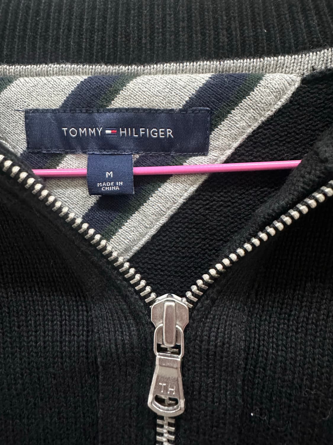 타미힐피거 블랙 반집업 니트 상품이미지3