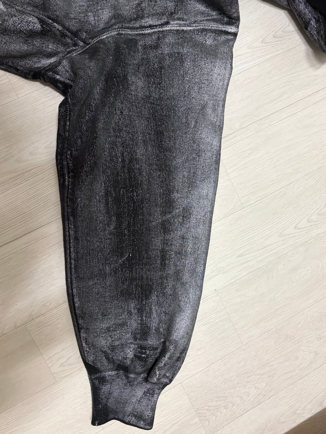 슈프림 x MM6 메종 마르지엘라 포일 로고 후드 스웻셔츠 블랙 24ss 상품이미지6