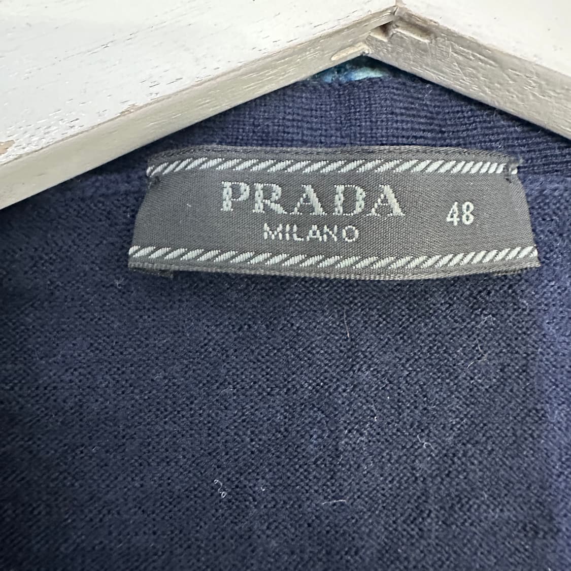 [48] 프라다 가디건 상품이미지2