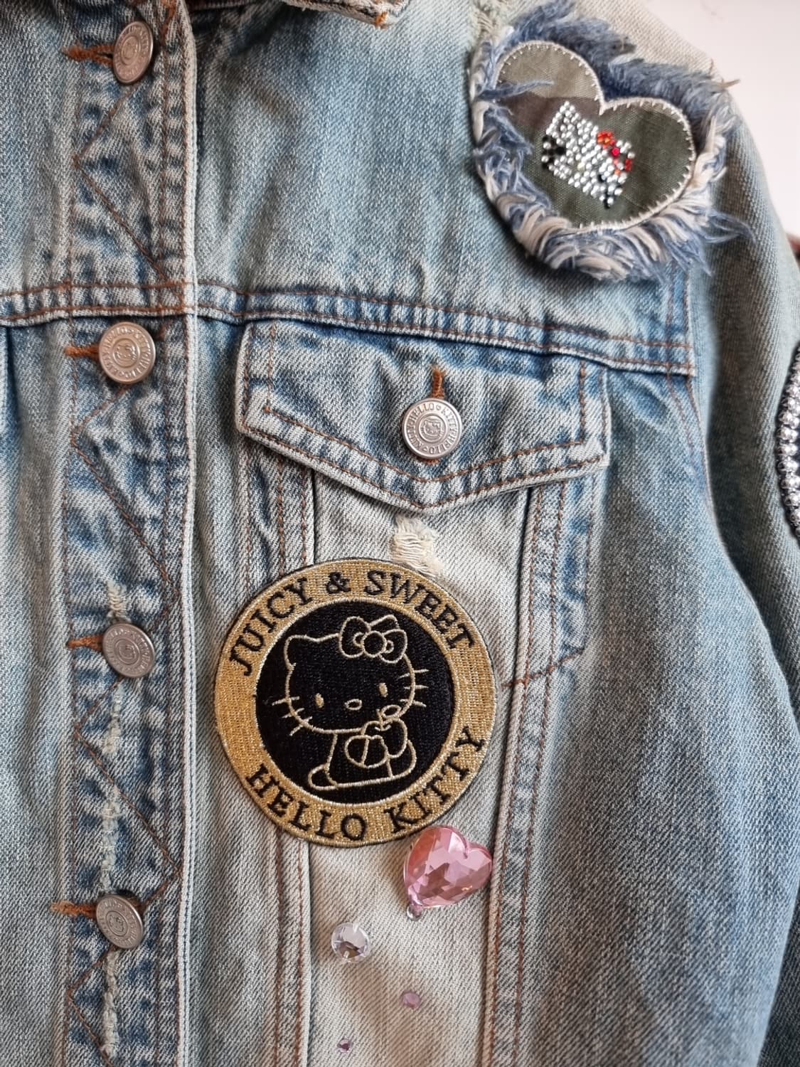 걸즈매직 헬로키티 한정 콜라보 빈티지 데님자켓 상품이미지3