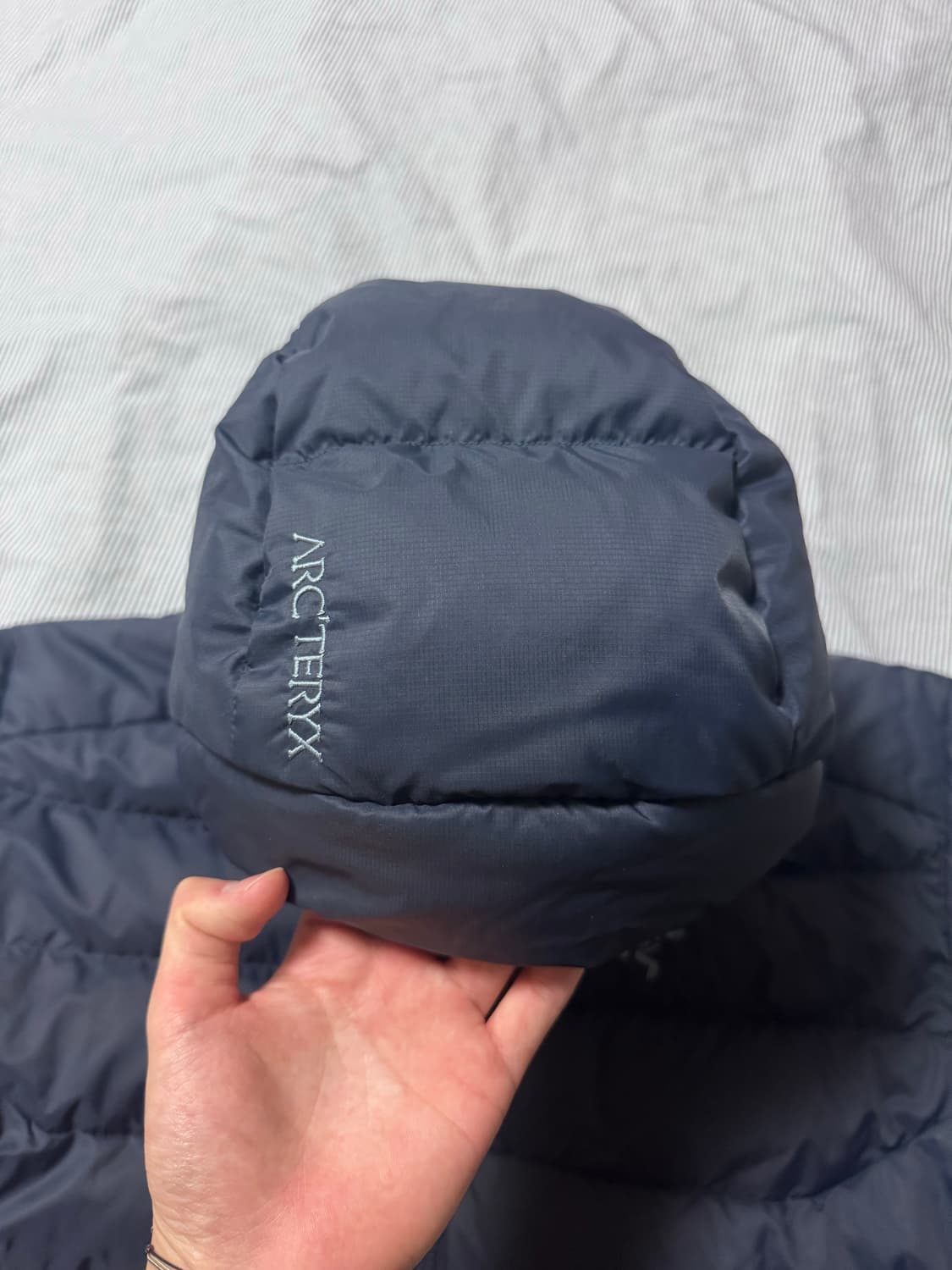 (SS급) 아크테릭스 토륨 후디 블랙 사파이어 상품이미지8