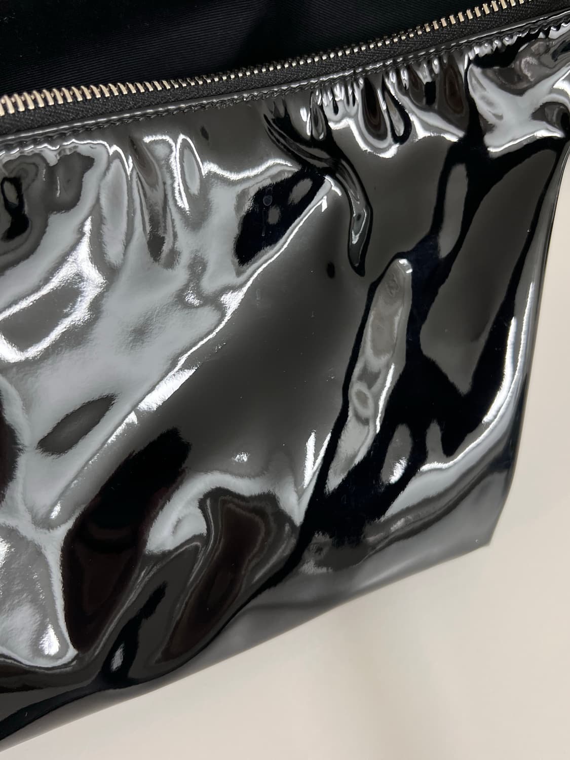 생로랑 로고 프린트 숄더백 바디백 상품이미지9