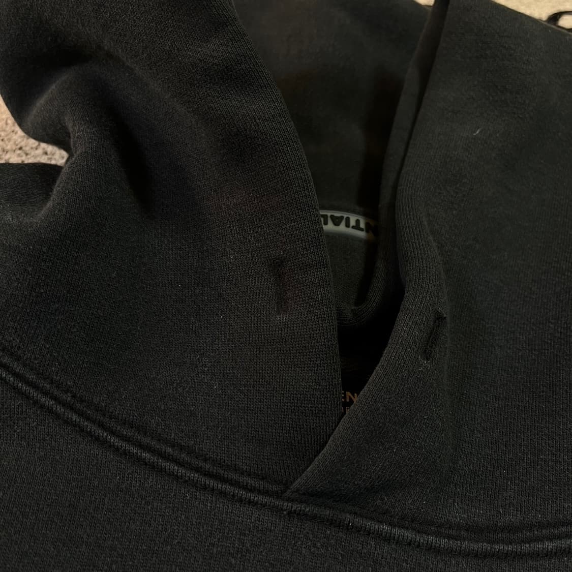 에센셜 빅로고 후드티 상품이미지7