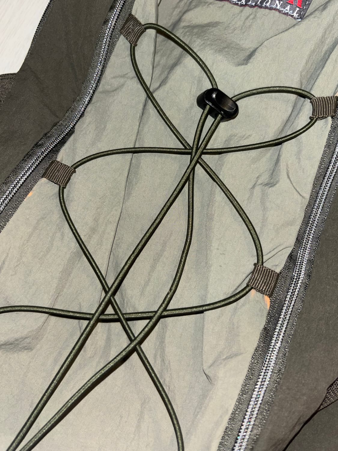 스컬프터 라이트 웨이스트 백팩 카키챠콜 상품이미지6