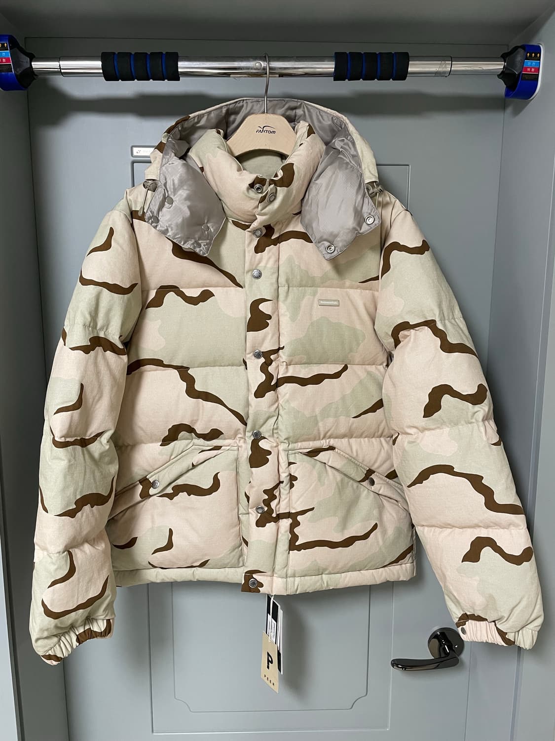 [새상품] 디스이즈네버댓 카모플라주 덕다운 패딩 M 사이즈 상품이미지2