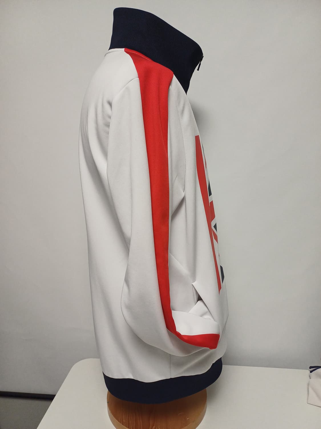 데상트 영국 트라이애슬론(GBR) 에디션 트랙탑 져지 [L-XL] 상품이미지2