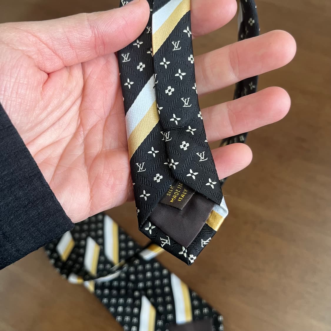 루이비통 실크 넥타이  상품이미지5