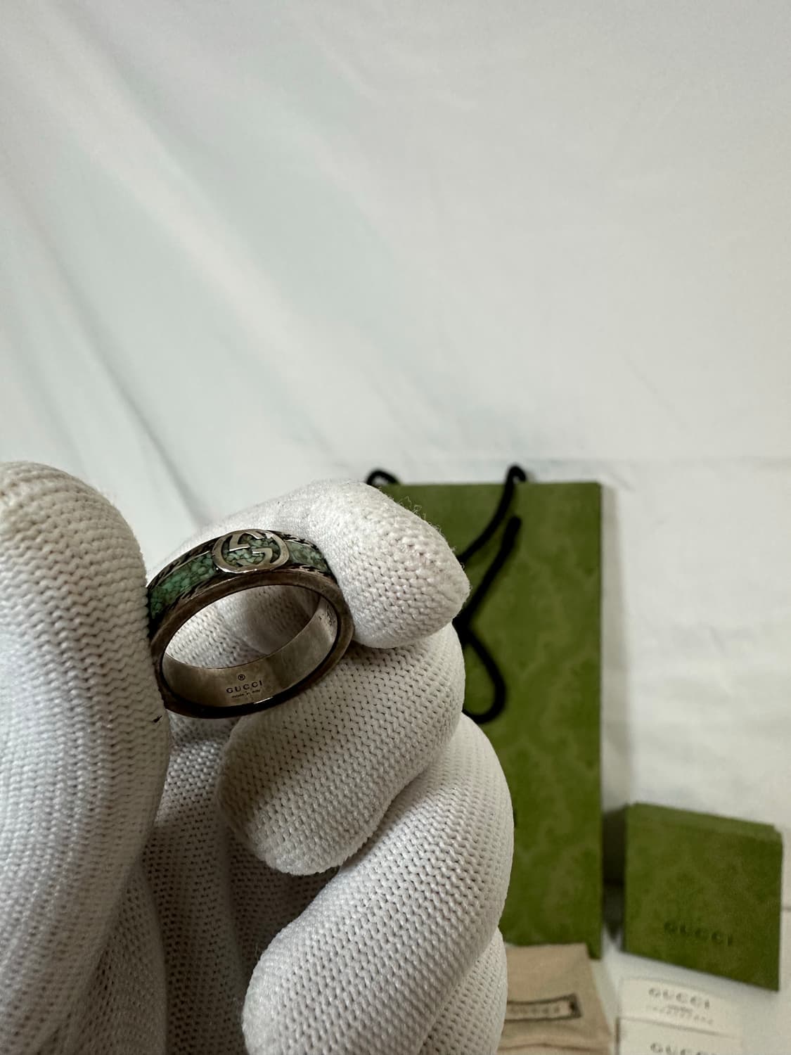 구찌 인터로킹 에나멜 반지 (17)  상품이미지3