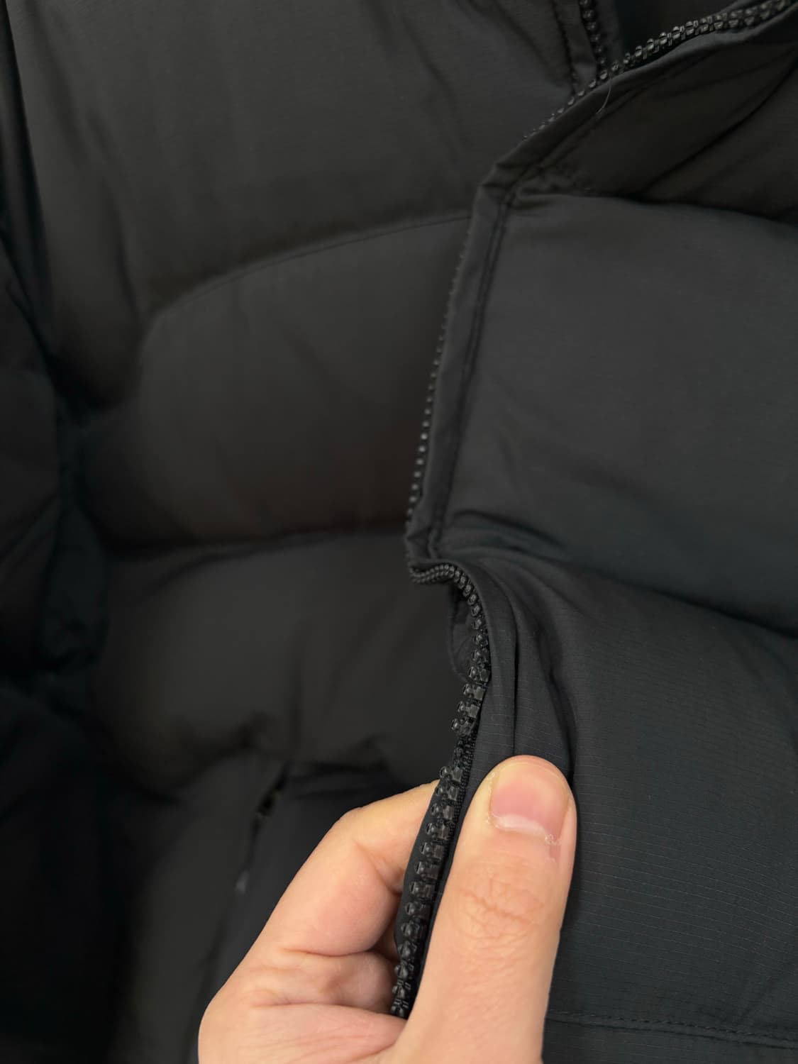 아디다스 무광 다운패딩 상품이미지6