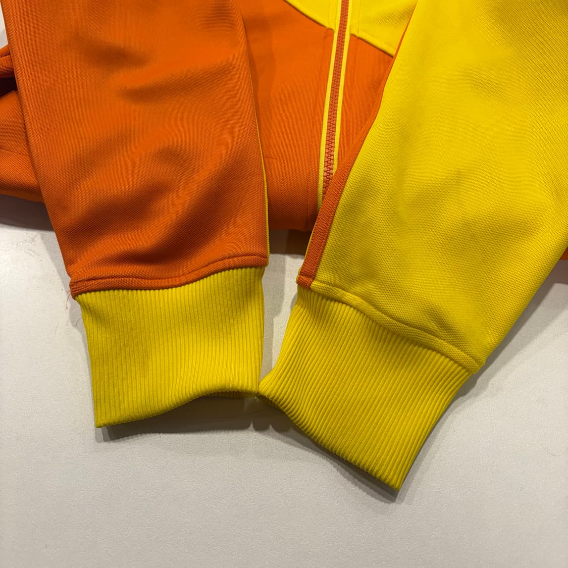 [100] 07s 아디다스 부탄 드래곤 자켓 옐로우/오렌지 C804 상품이미지8