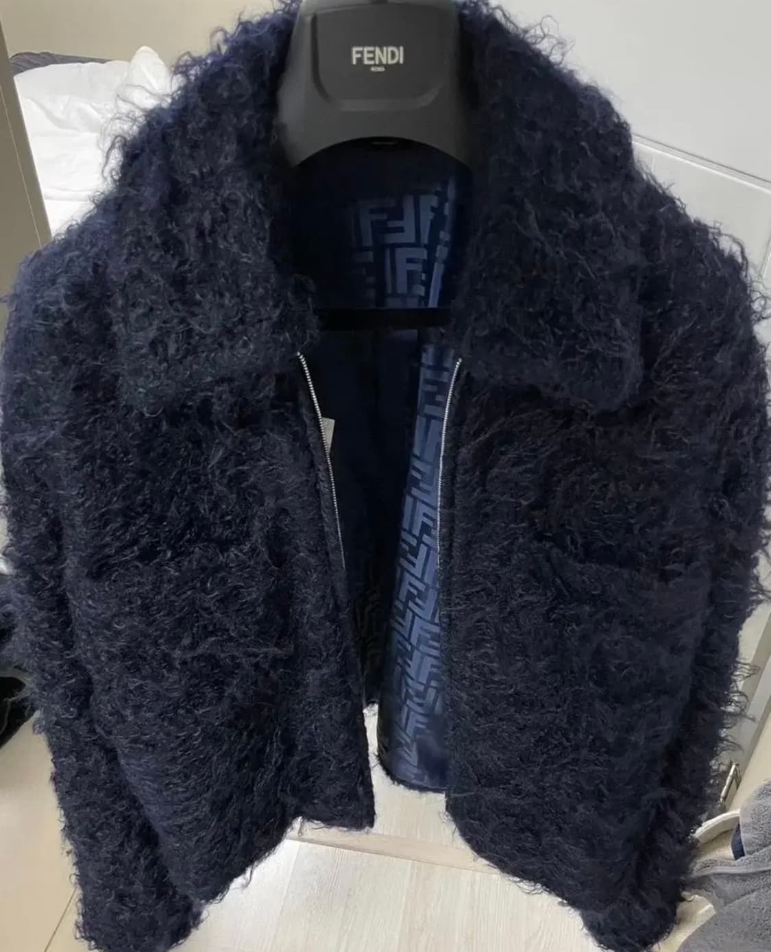 [미개봉 새상품] 펜디 23모헤어 블루종 자켓(컬렉션제품) 네이비 48 상품이미지5