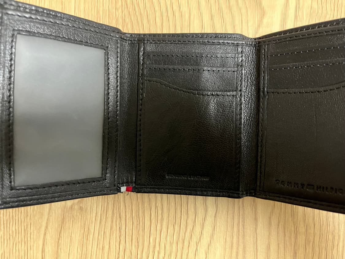 타미힐피거지갑 상품이미지2