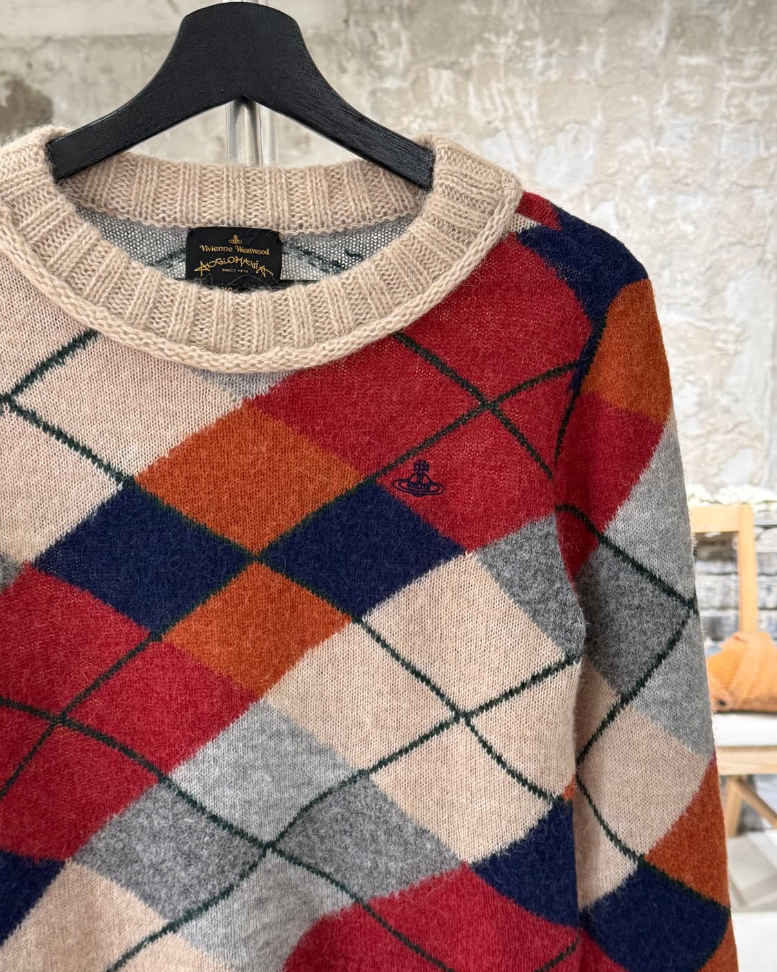 비비안 웨스트우드 앵글로마니아 믹스 orb 로고 아가일 모헤어 니트 상품이미지3