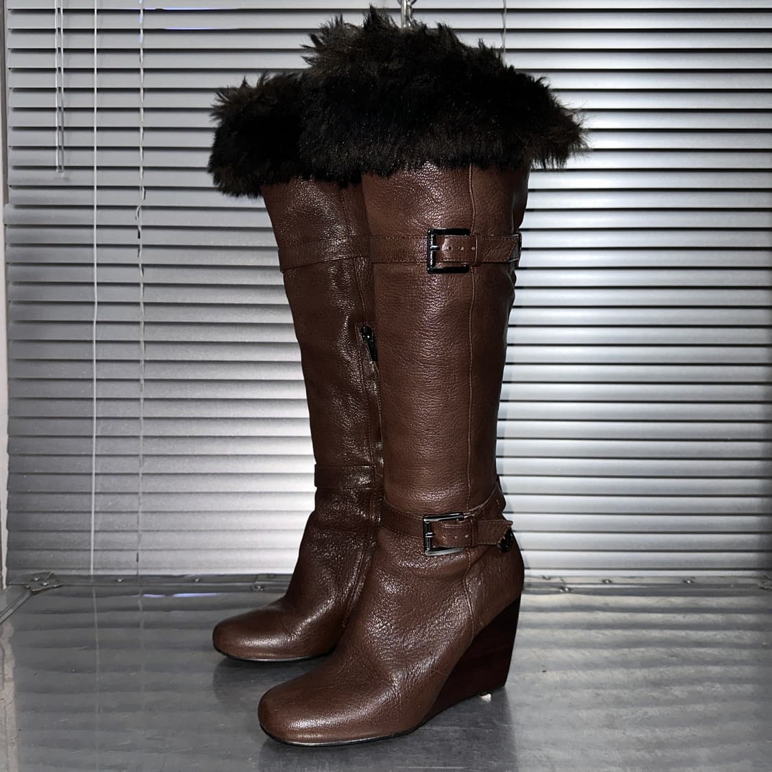 00s 마이클 코어스 웨지 퍼 & 가죽 롱부츠 상품이미지2