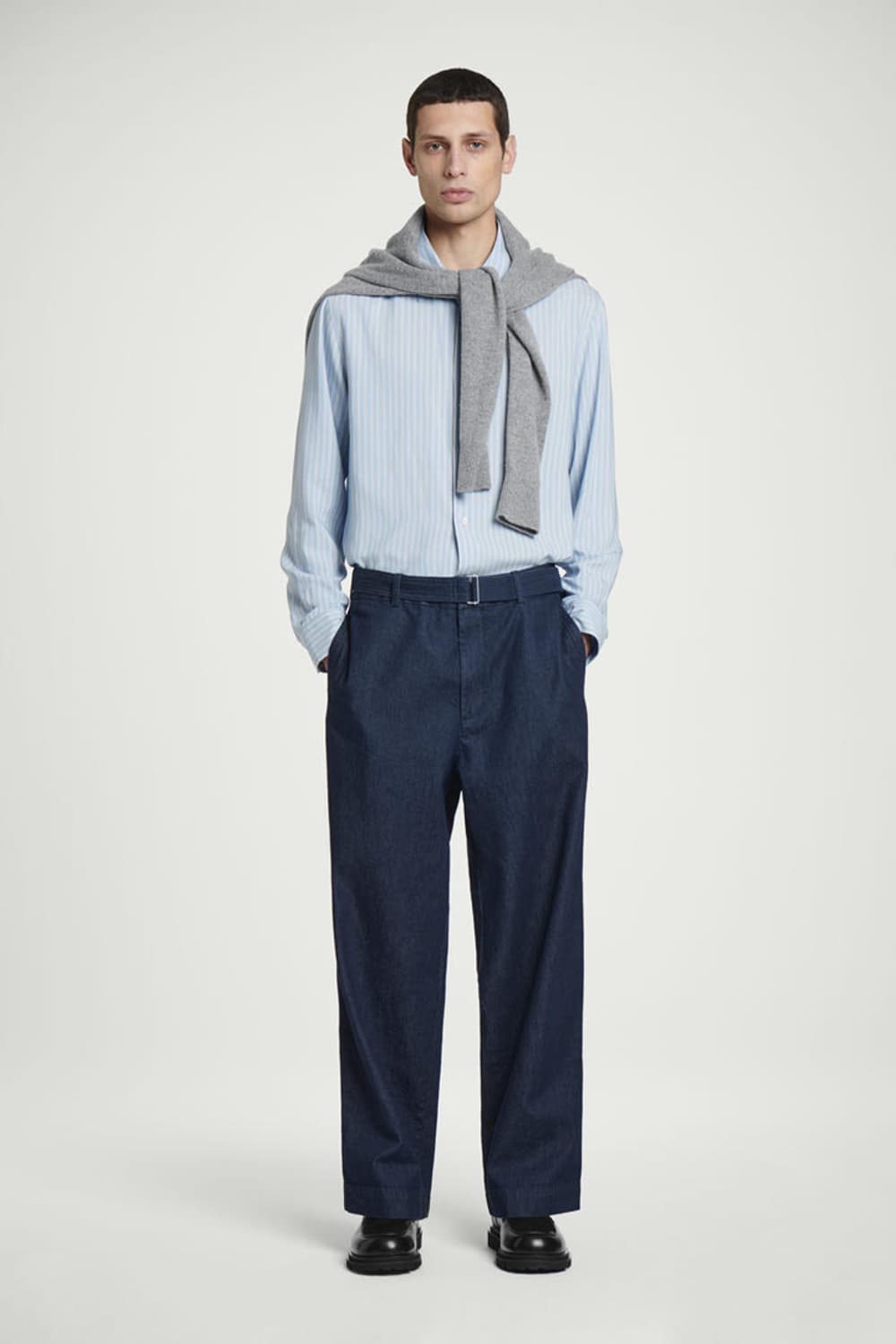 COS 코스 릴랙스드 벨티드 데님 트라우저 46 상품이미지3