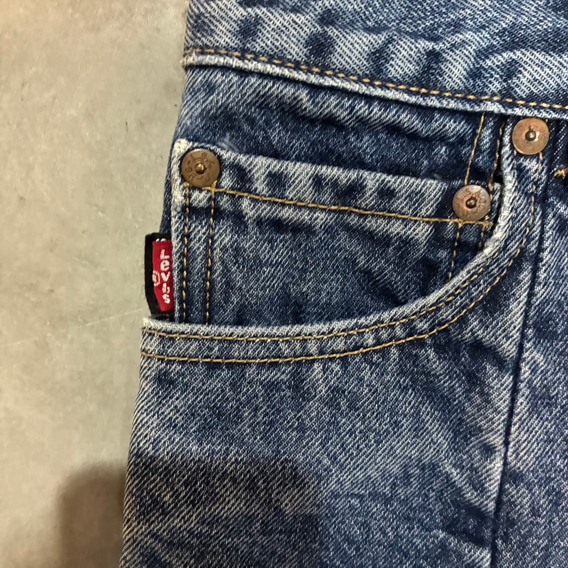 17 VETEMENTS X Levi’s Multi Zipper denim 상품이미지3