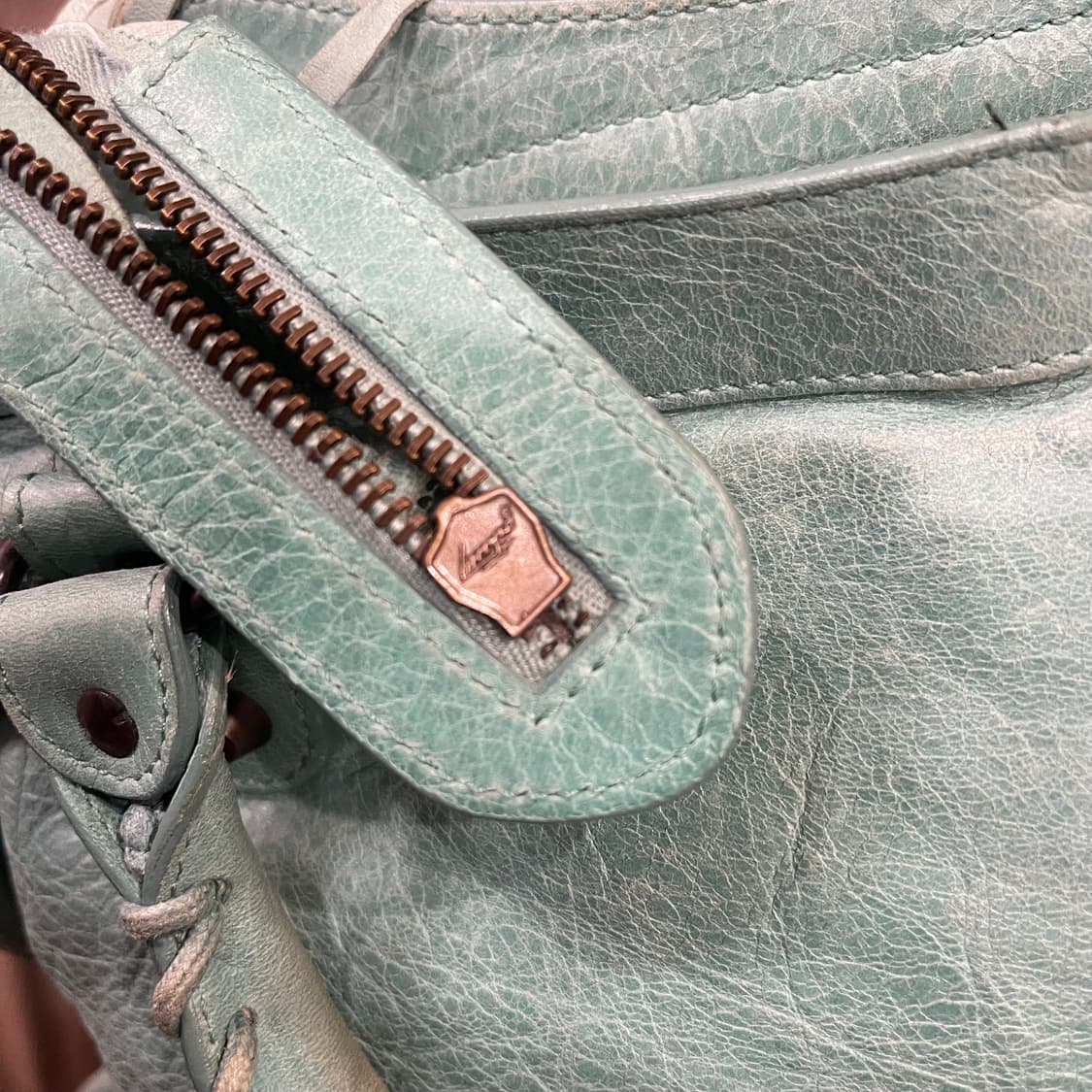 발렌시아가 모터백 상품이미지5