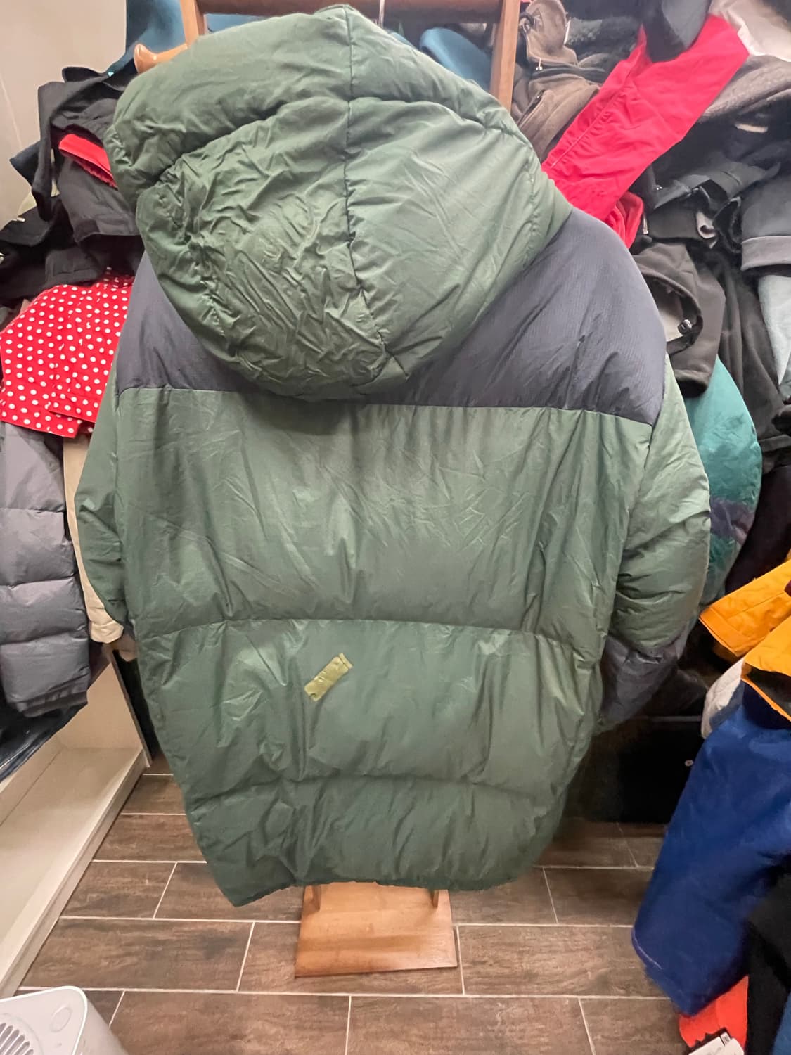 네파 패딩 점퍼 그린/블랙 750필파워 대장급  상품이미지4