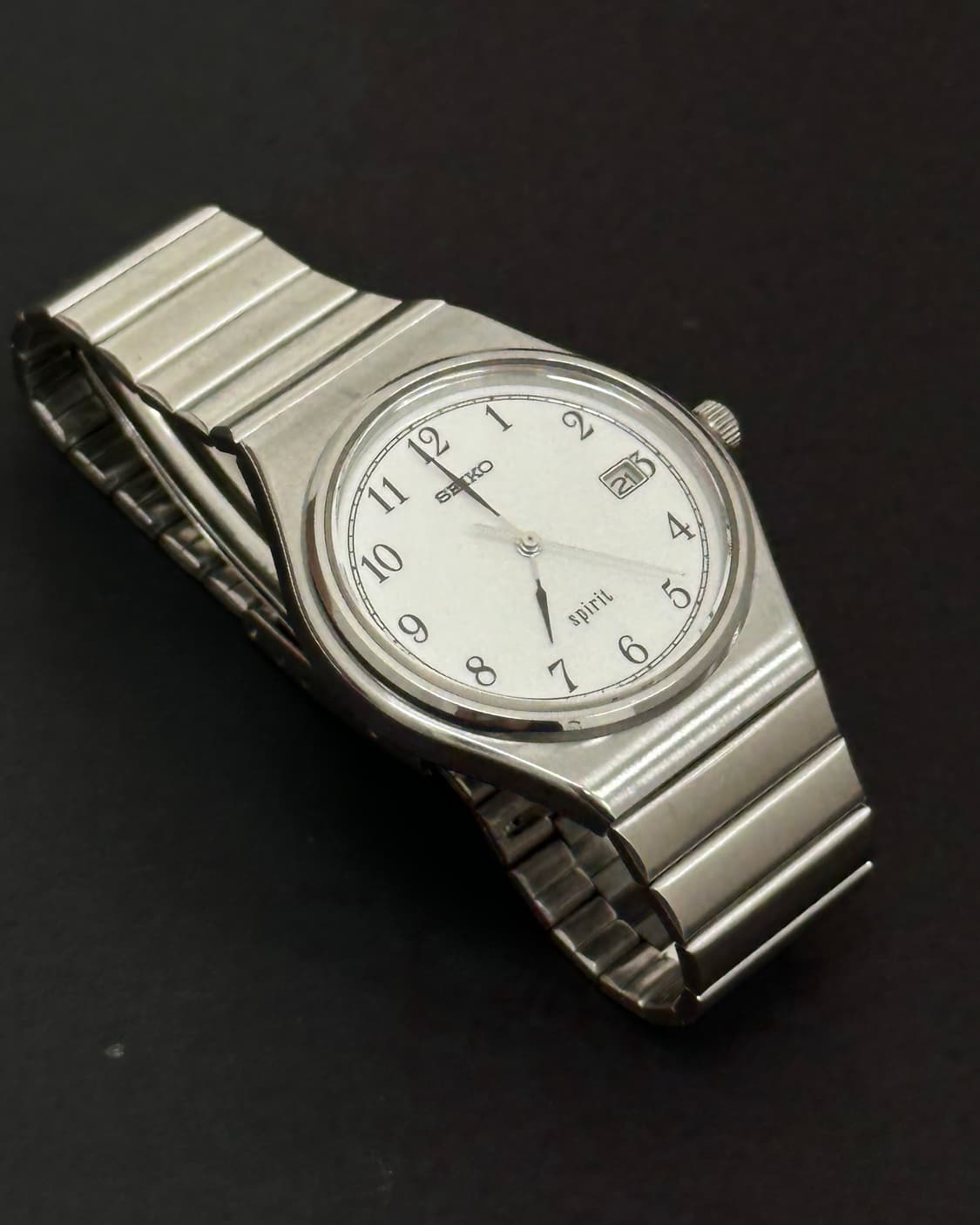 세이코 스피릿 라운드 쿼츠 시계 상품이미지5