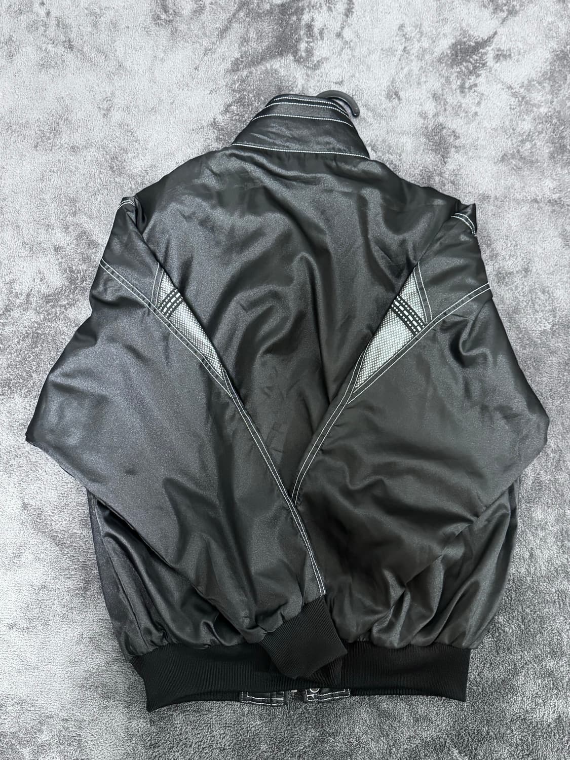 빈티지 유광 점퍼 상품이미지2