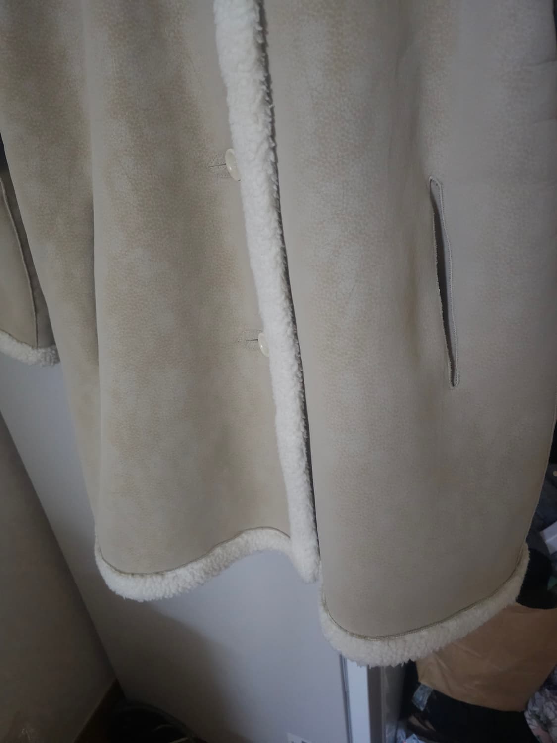 아뜨랑스 리버시블 하프 무스탕 상품이미지5