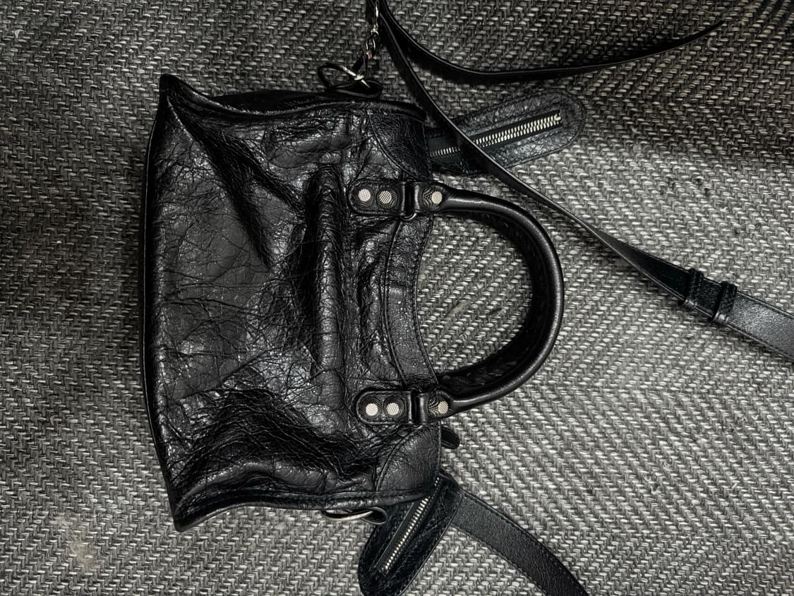 발렌시아가 자이언트 미니 블랙 상품이미지2