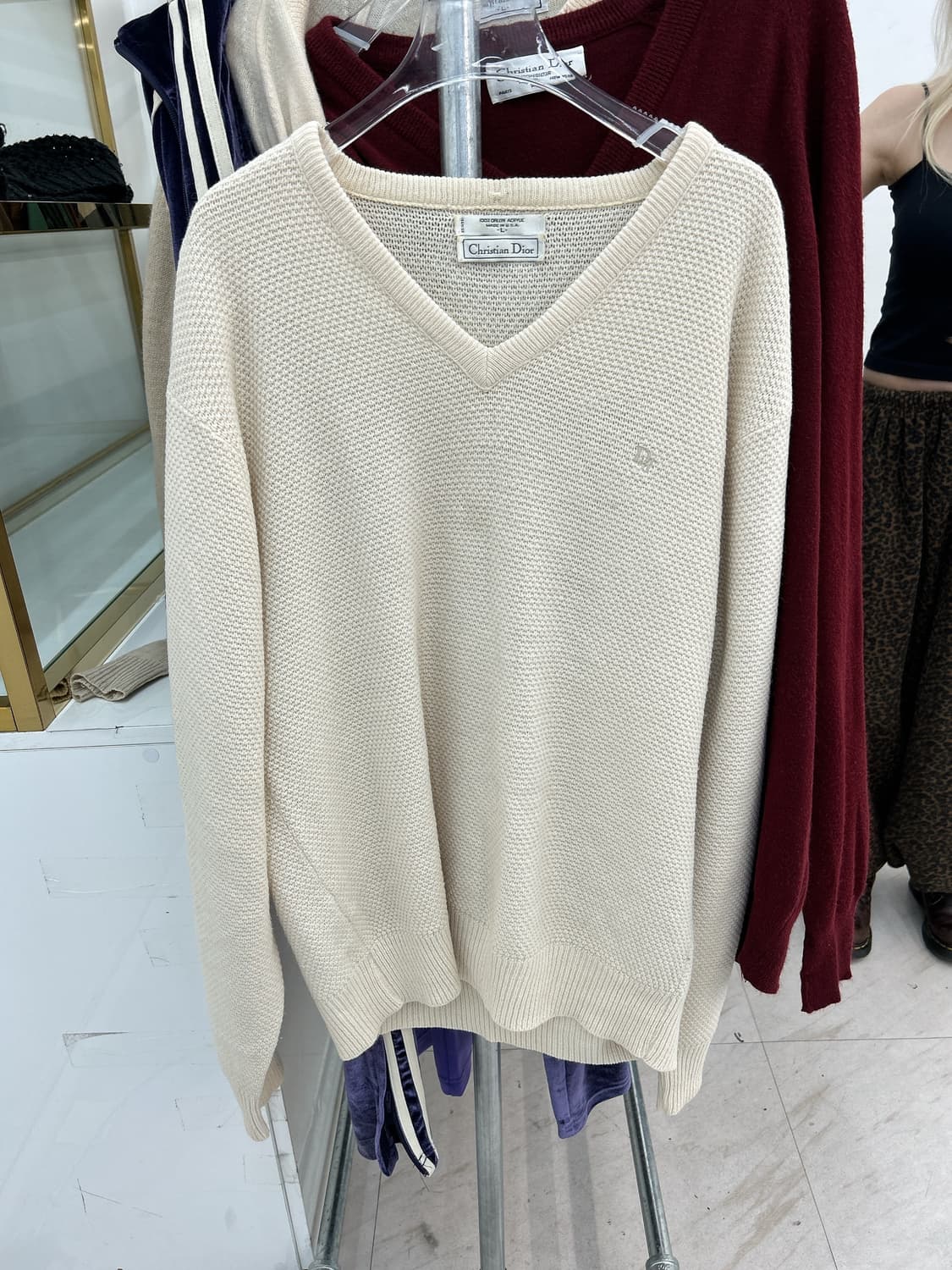 디올니트 도디트 아이보리 V넥 와플 니트 상품이미지1