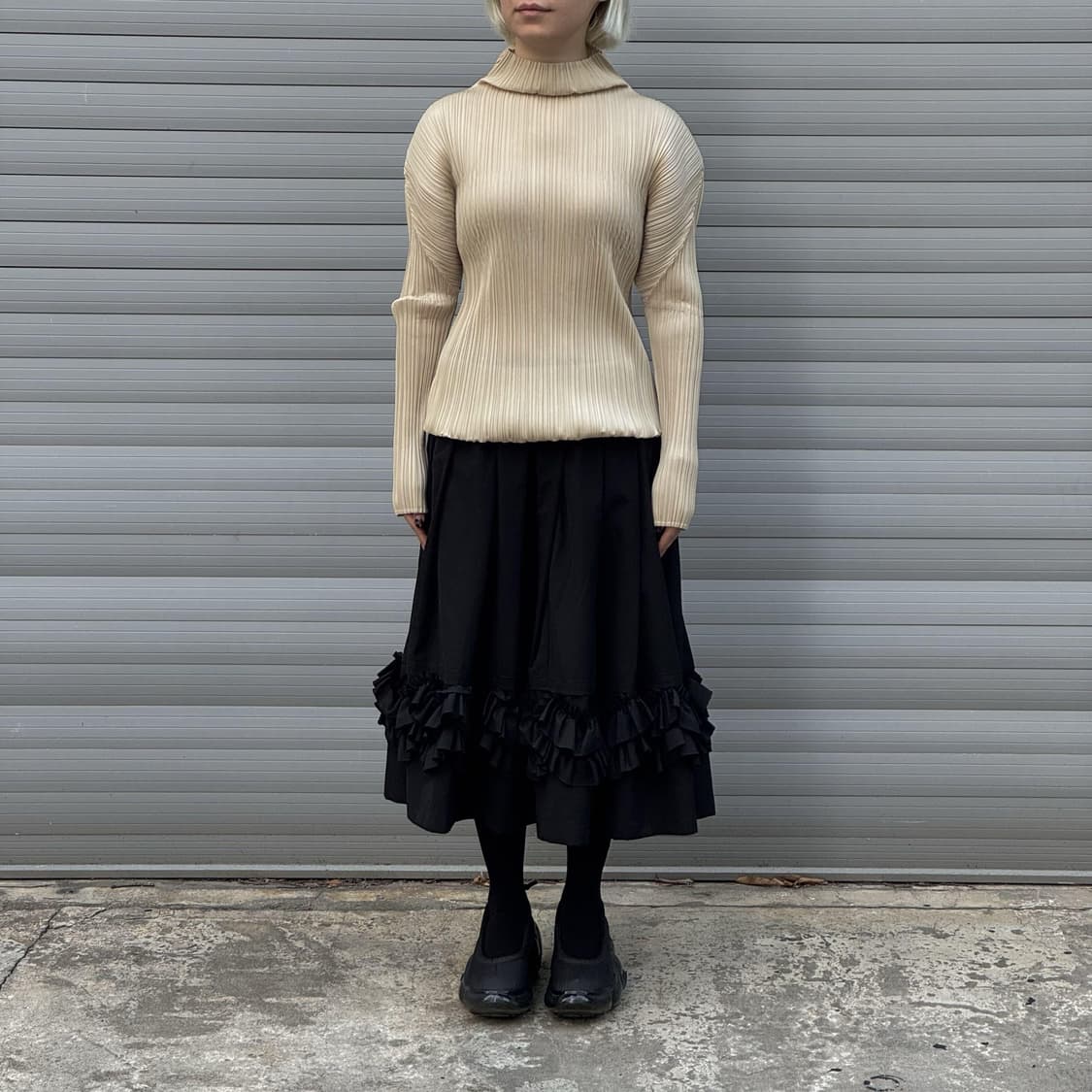 Frill Voluminous Long Black Skirt  상품이미지8