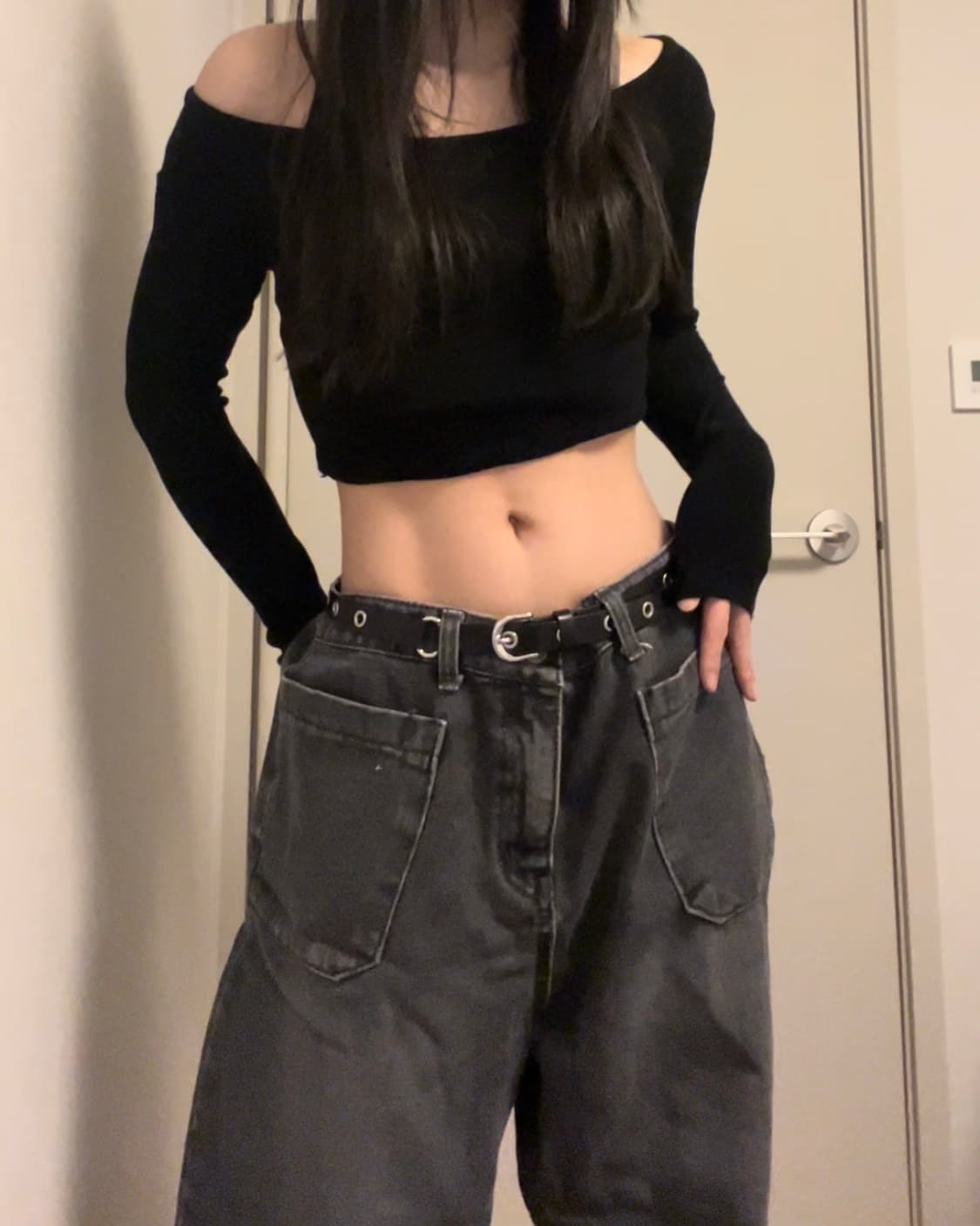 slim fit deep U-neck long sleeve 상품이미지3