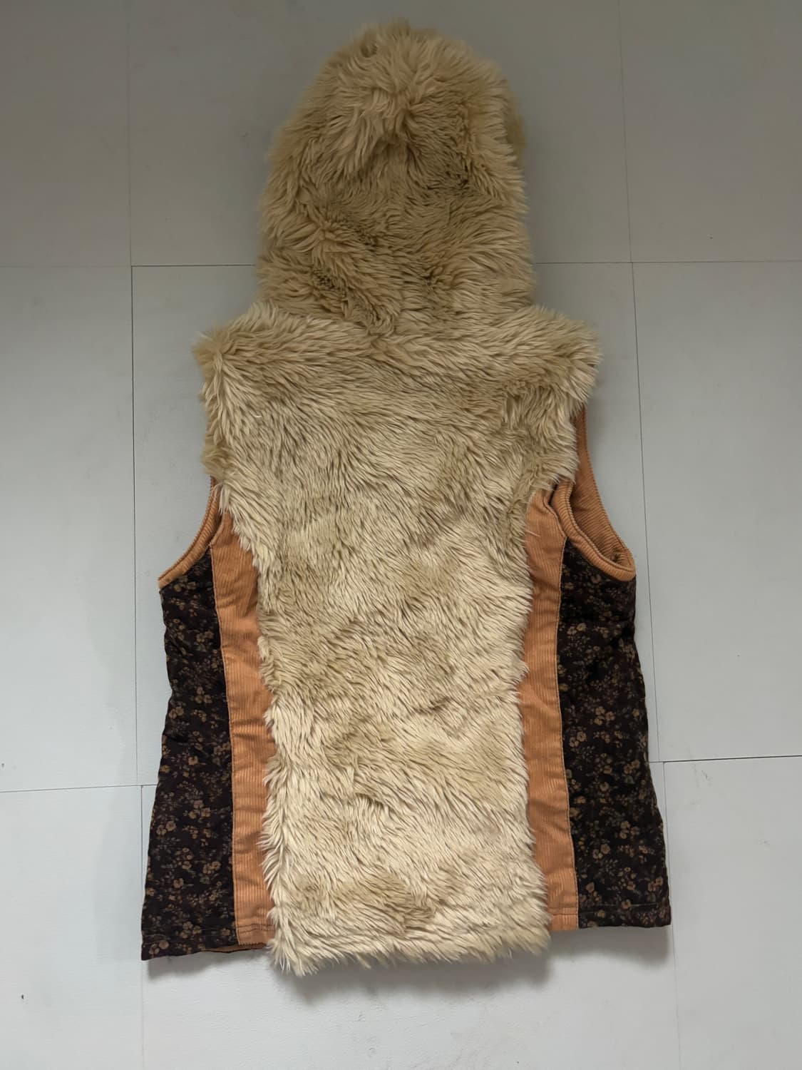 • Beige Fur Hooded Best Zip-Up  상품이미지4