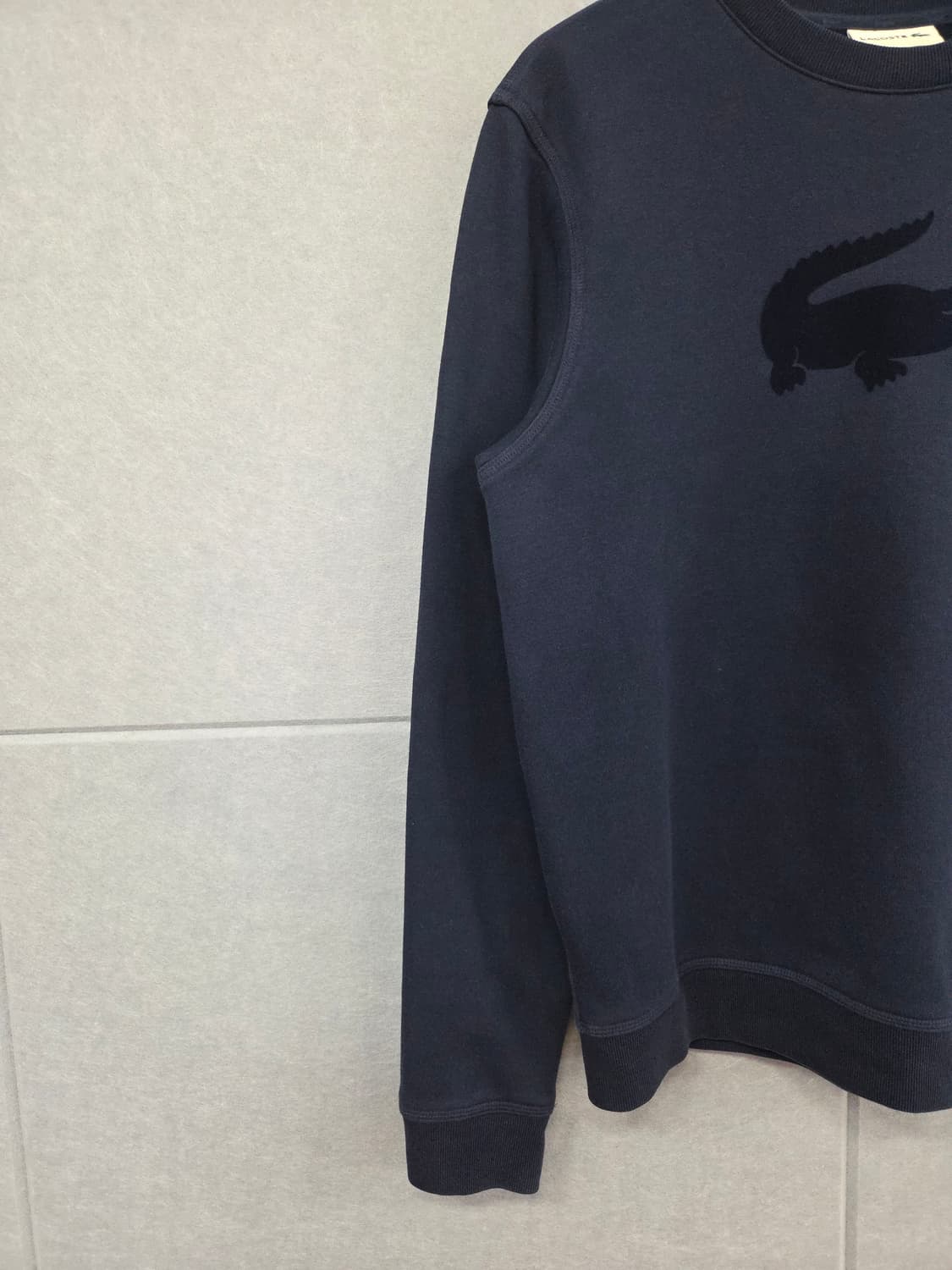 LACOSTE 라코스테 네이비 빅로고 맨투맨 상품이미지2