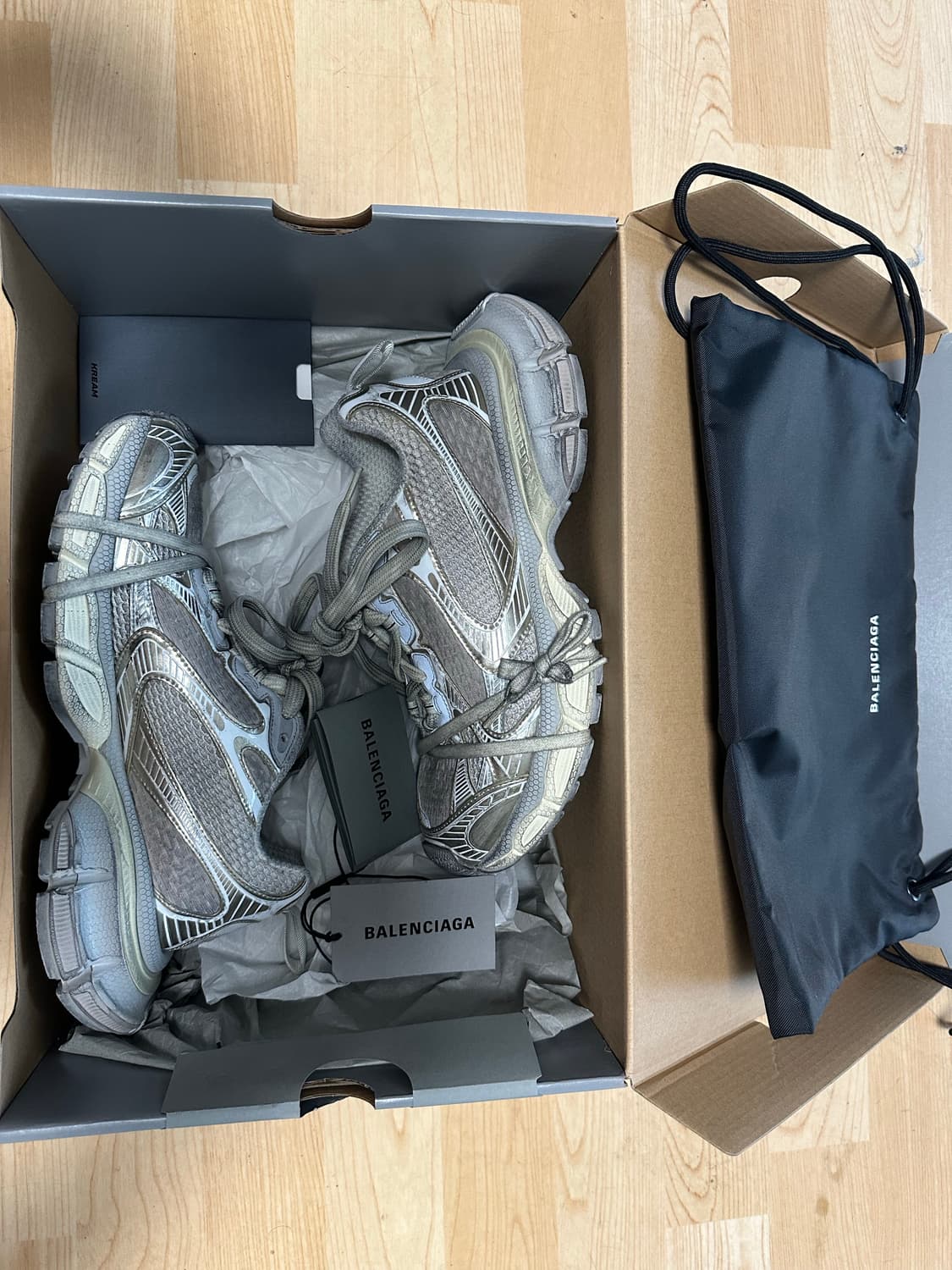 [판매]발렌시아가 / 3XL 에그쉘 / 41 상품이미지1