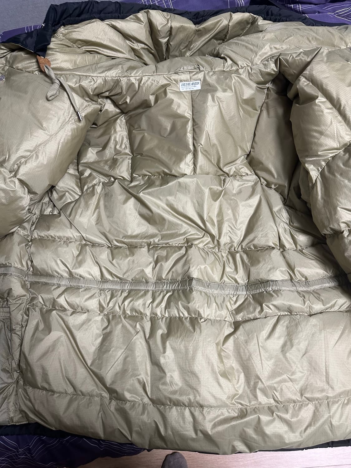 비헤비어 25fw 시에라 덕다운 파카 블랙올리브 2사이즈 상품이미지3