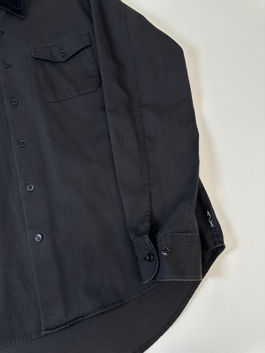 아르마니 익스체인지 투포켓 셔츠 블랙 상품이미지3