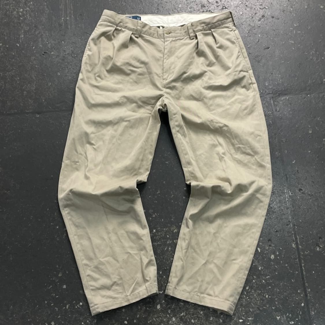 34 폴로 투턱 치노팬츠  상품이미지1