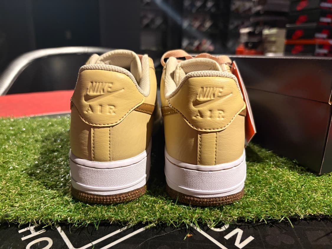 [새상품/270] 나이키 에어포스1 상품이미지5