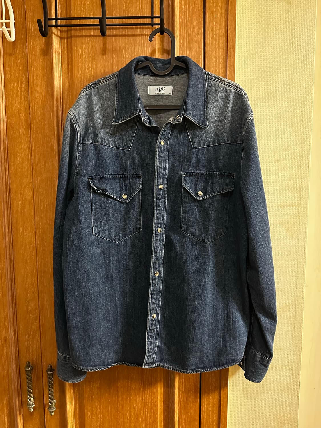 엘무드 배드가이 데님 웨스턴 셔츠 워시드 블루 상품이미지2