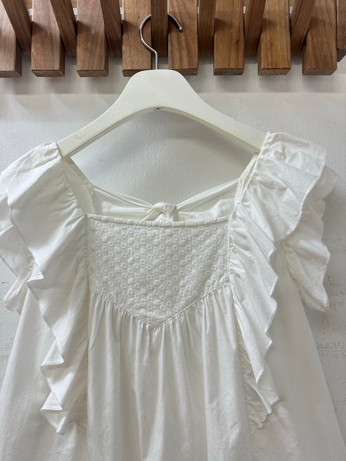 일본빈티지 코튼100% 양면디테일 프릴 슬리브 자수 요크 리본 블라우스 상품이미지2