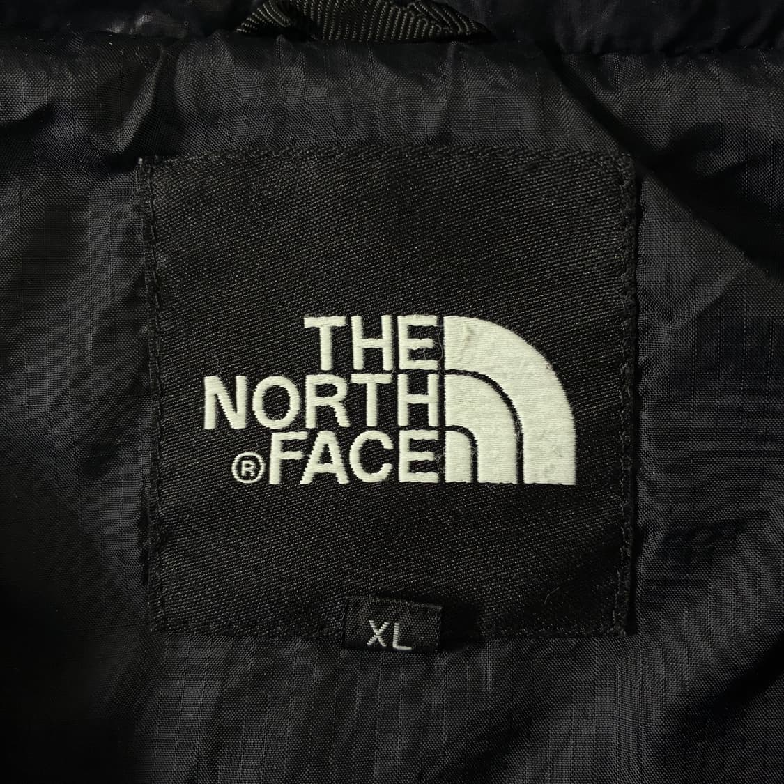 The North Face 노스페이스 유광 패티드 패딩 자켓 상품이미지9