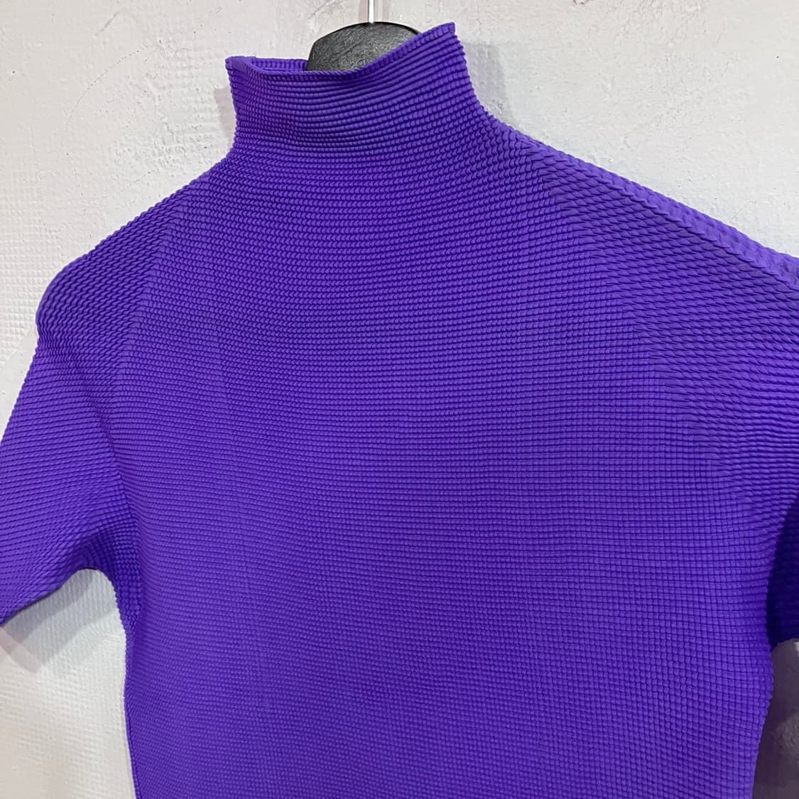 이세이미야케 플리츠플리즈 반폴라 상품이미지3