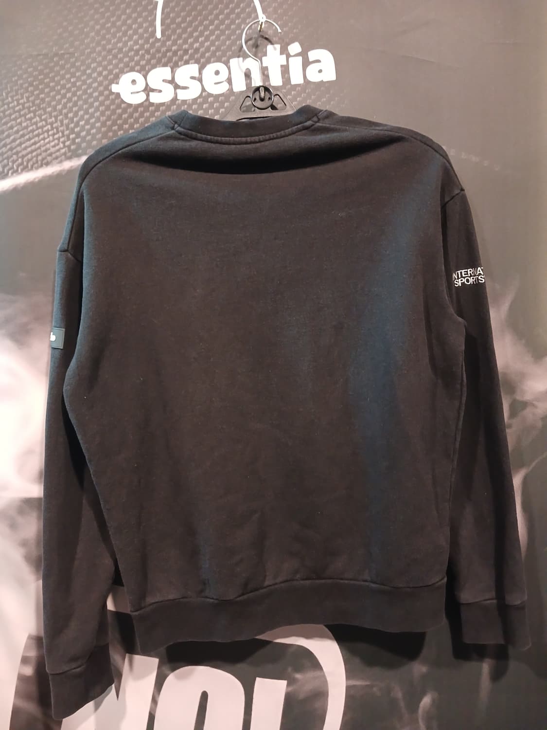 엄브로 빅로고 맨투맨 상품이미지3