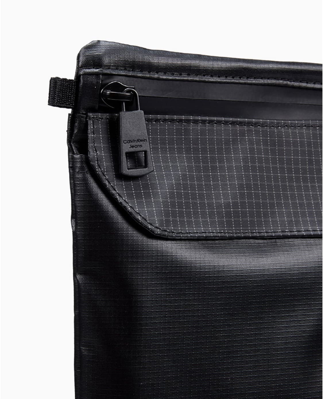 캘빈클라인 진 유틸리티 그리드 미니 크로스백 블랙 상품이미지3