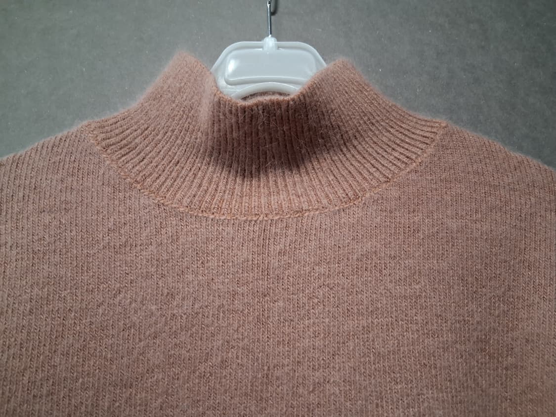 니트 스웨터  상품이미지3