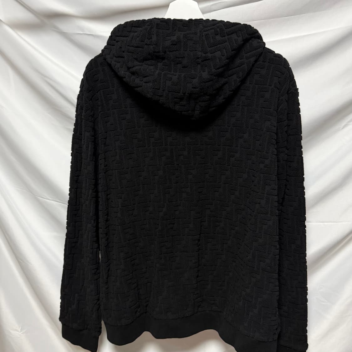 [S+급/XL] 펜디 FF 로고 모노그램 후드집업 블랙 상품이미지4