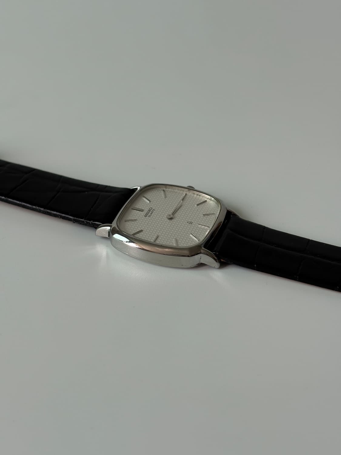 1980s Chariot Texture Dial Square Quartz 상품이미지4