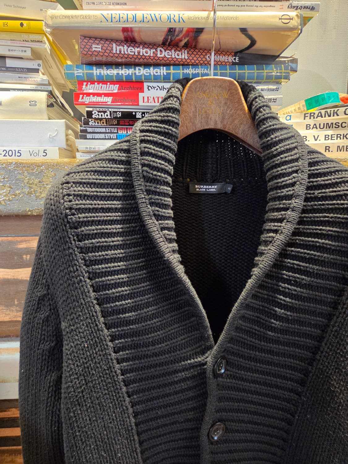 버버리 블랙라벨 숄칼라 카디건  상품이미지2