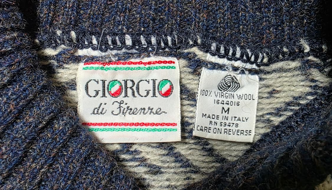 90s 이태리제 GIORGIO 순모 100% 투버튼 카라 니트티 상품이미지5