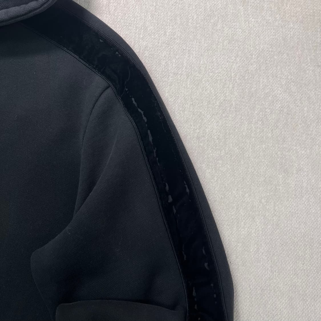 100 솔리드 옴므 벨벳 후드티 상품이미지4