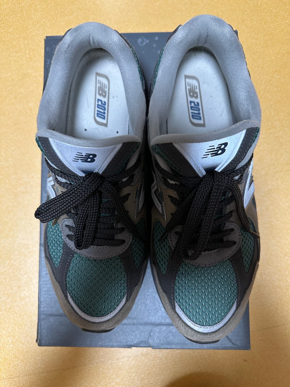 뉴발란스 2010 앱졸브 독사이드 인디고 285사이즈 상품이미지2