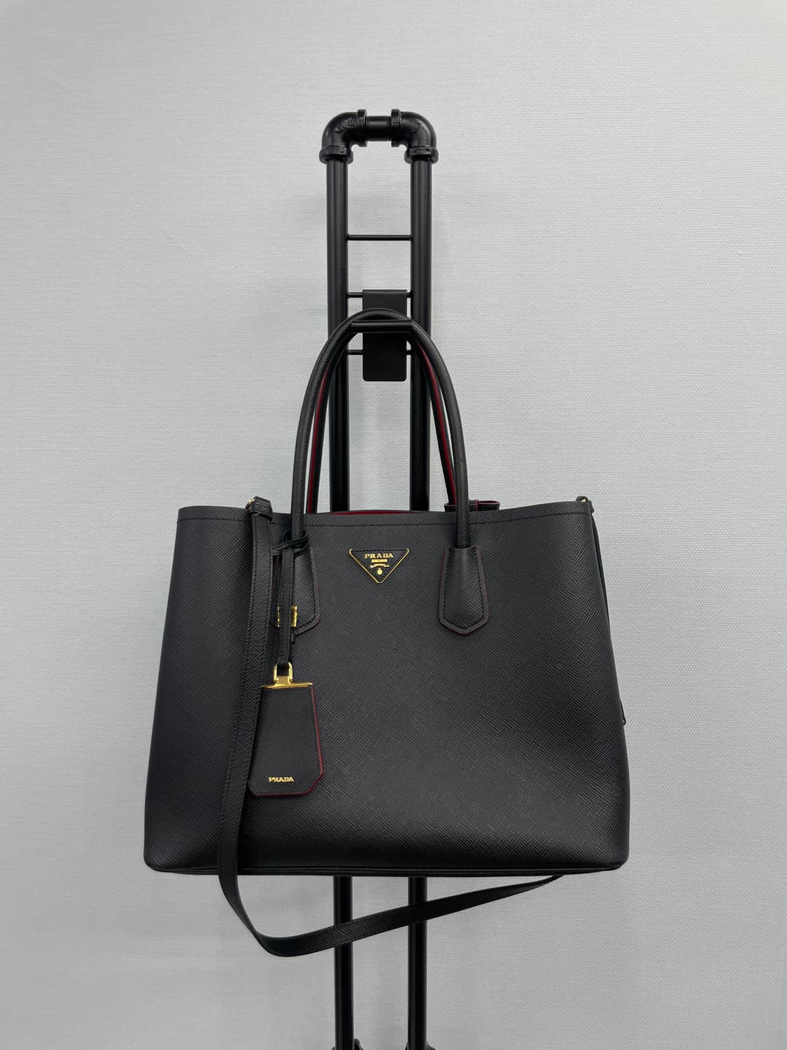 프라다 두블레 토트백 라지 상품이미지1